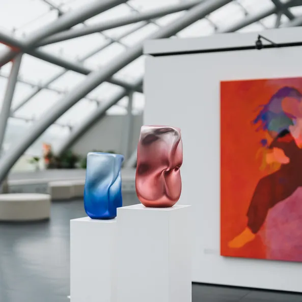  Architecture, sculptures, art exhibition