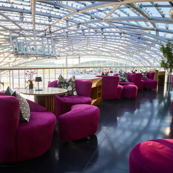 Mayday Bar Loungebereich 