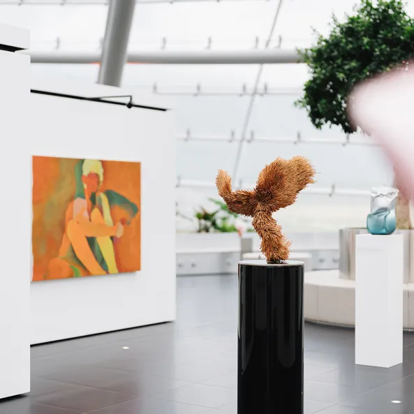  Architecture, sculptures, art exhibition